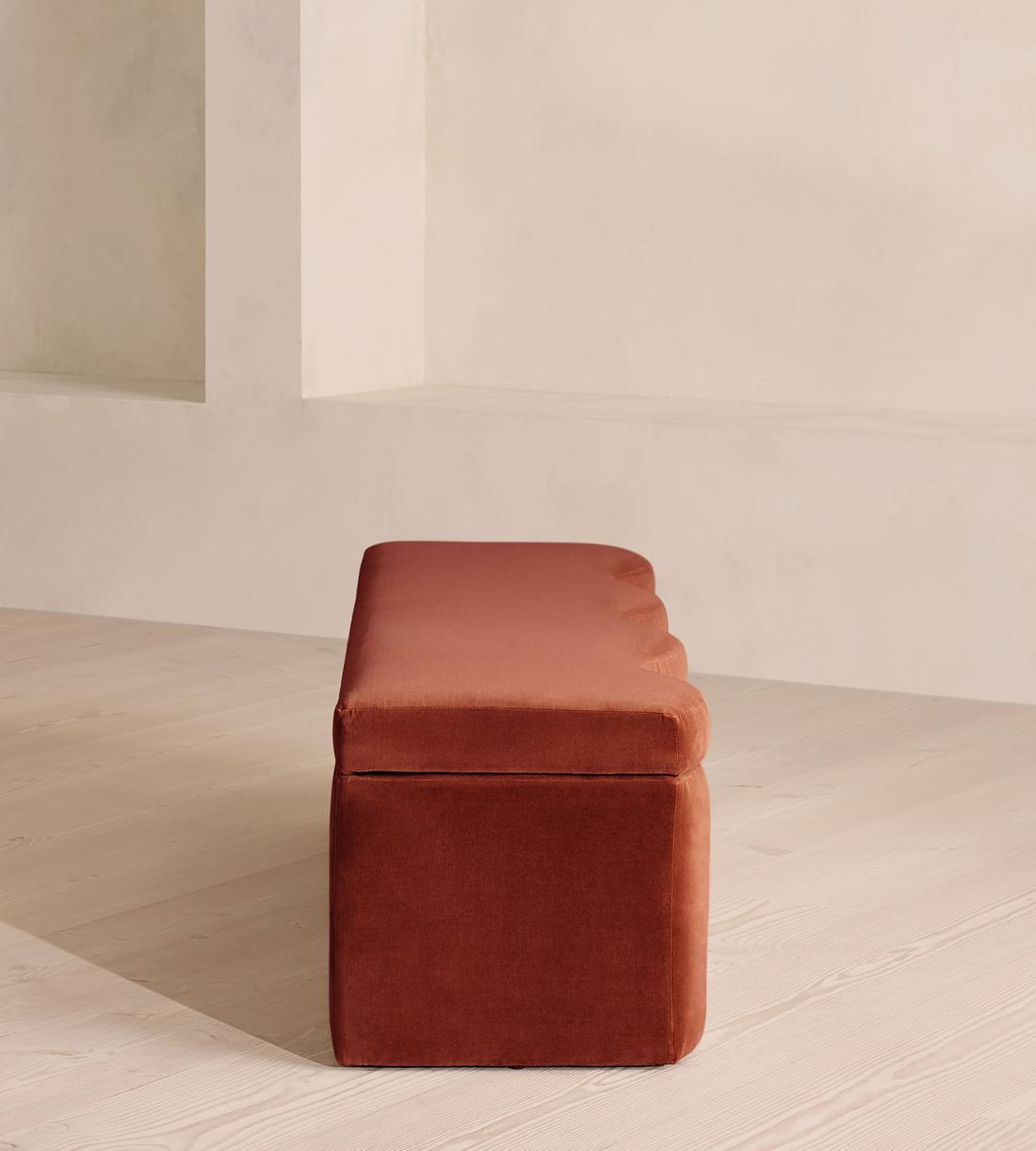 Eli Storage Bench - Velvet - Rust - US - Images - Image 4