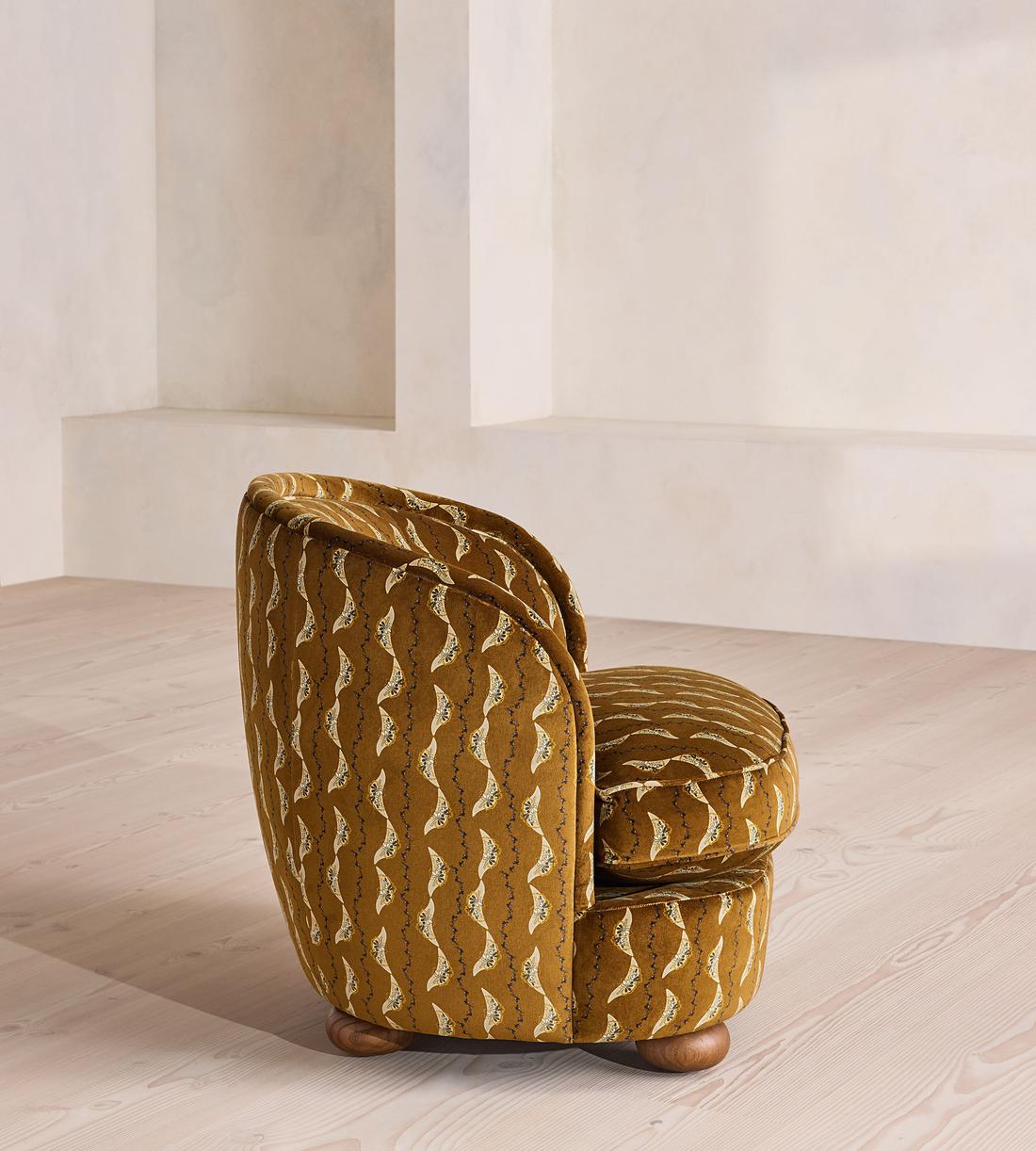 Blair Tub Armchair - Deklan Velvet - US - Images - Image 3