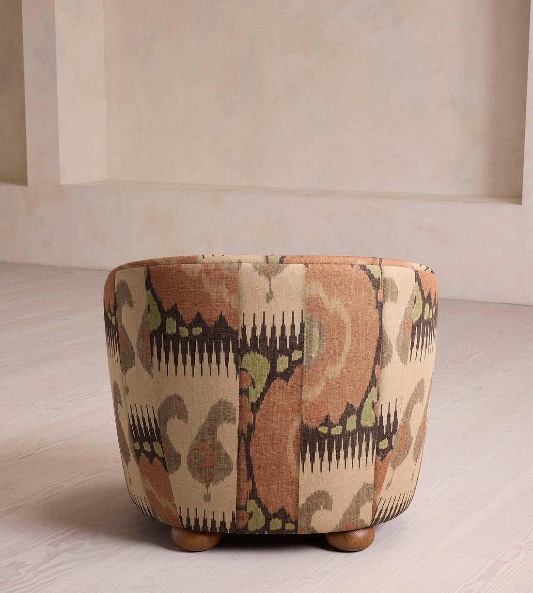 Blair Tub Armchair - Floral Ikat Print - Natural Linen - Images - Image 4