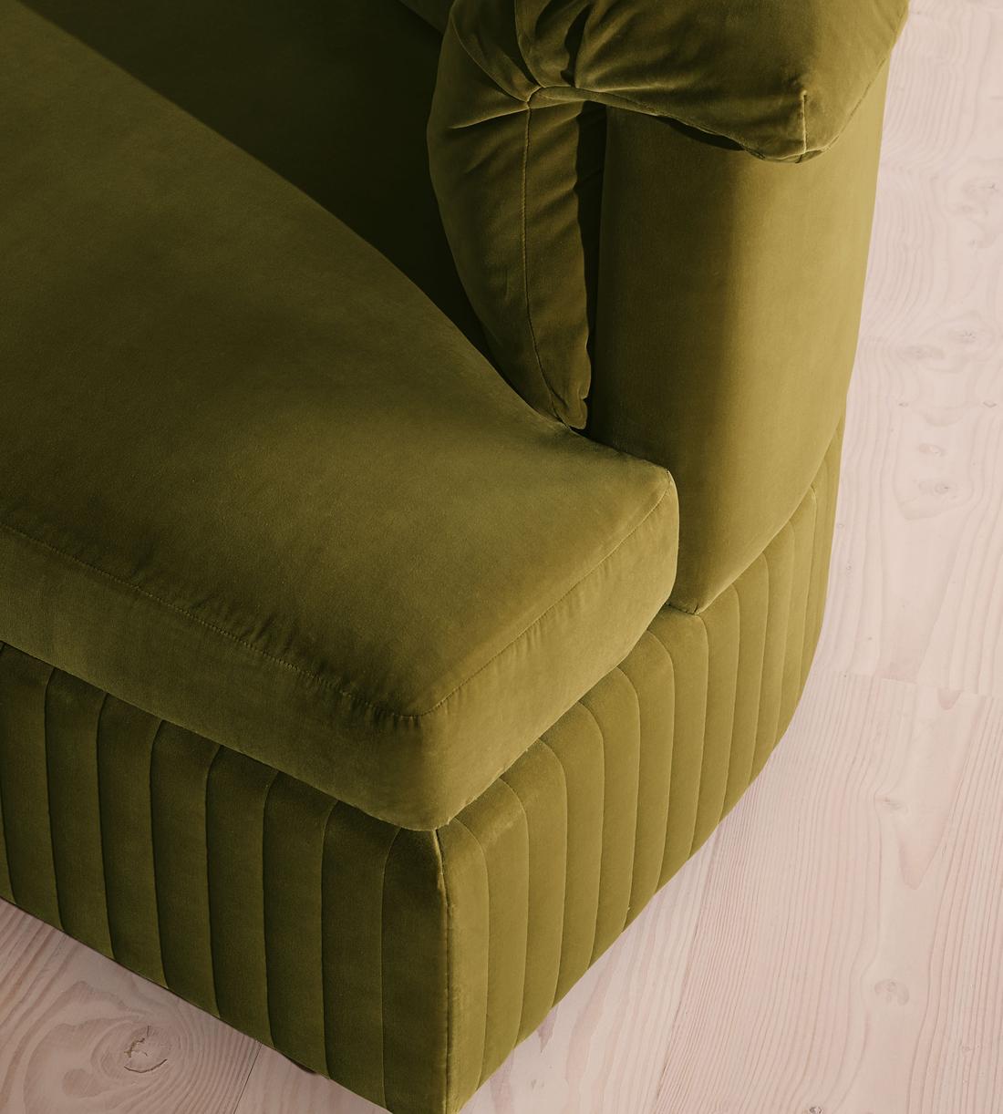 Oona Sectional Sofa - Three Seater - Velvet Olive - US - Images - Image 5