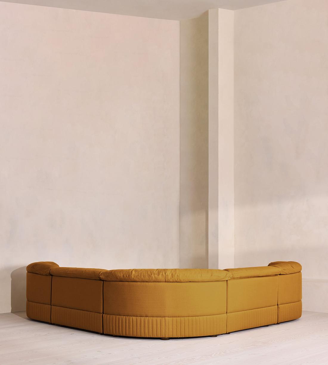 Oona Sectional Sofa - Corner Sofa - Linen - Turmeric - US - Images - Image 3
