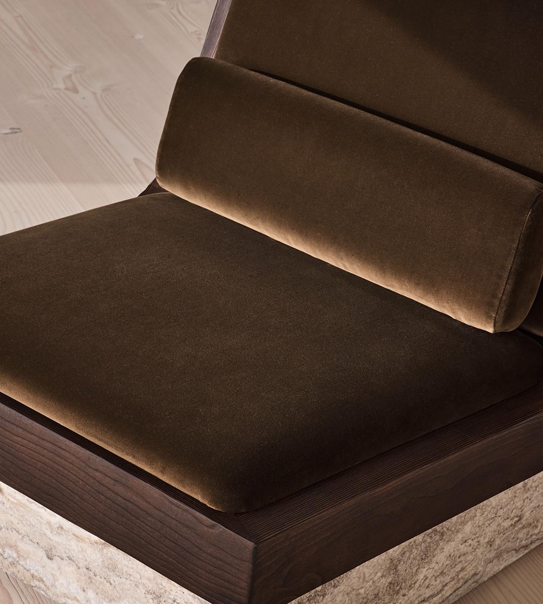 Danilo Armchair - Velvet - Chocolate US - Images - Image 6