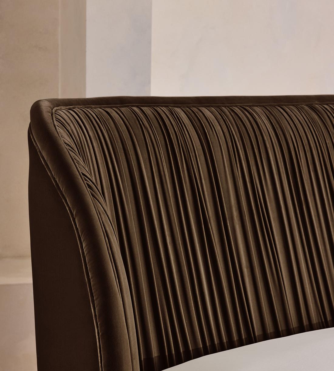 Blair Bed - King - Velvet - Chocolate - US - Images - Image 6