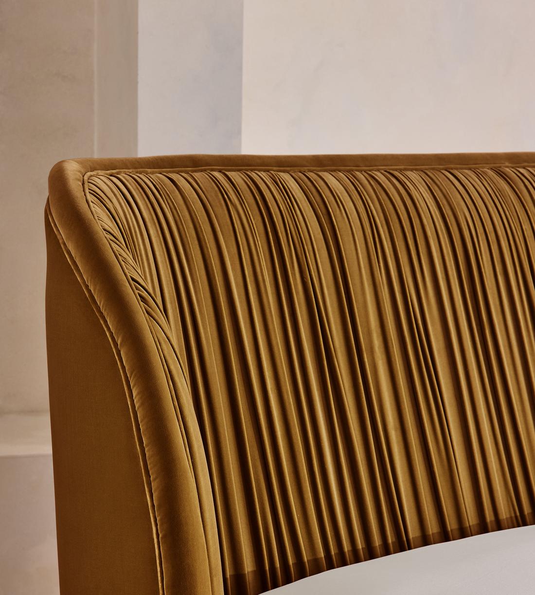 Blair Bed - King - Velvet - Mustard - US - Images - Image 4