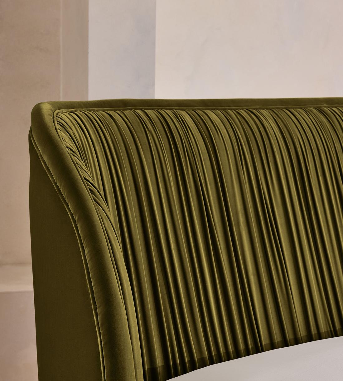 Blair Bed - King - Velvet - Olive - US - Images - Image 4