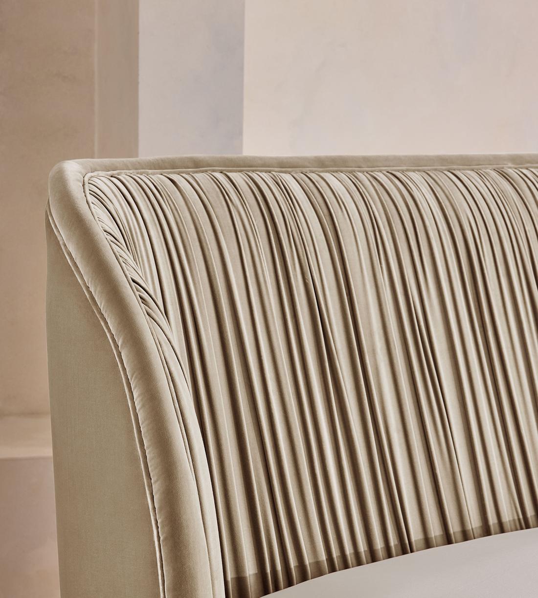 Blair Bed - King - Velvet - Oyster - US - Images - Image 4