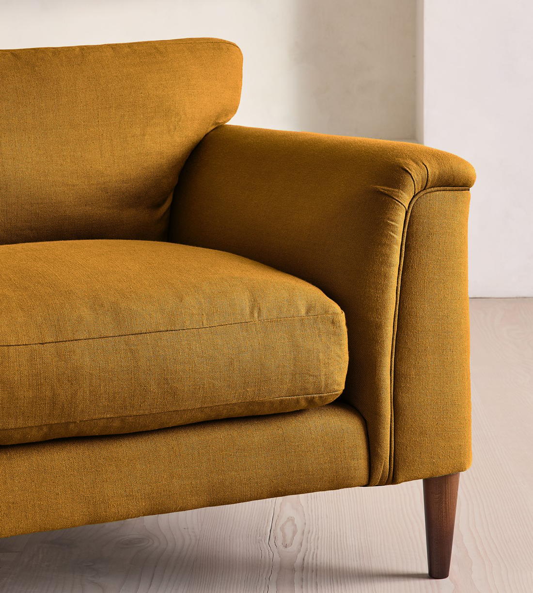 Reya Three Seater Sofa - Linen - Turmeric - US - Images - Image 5