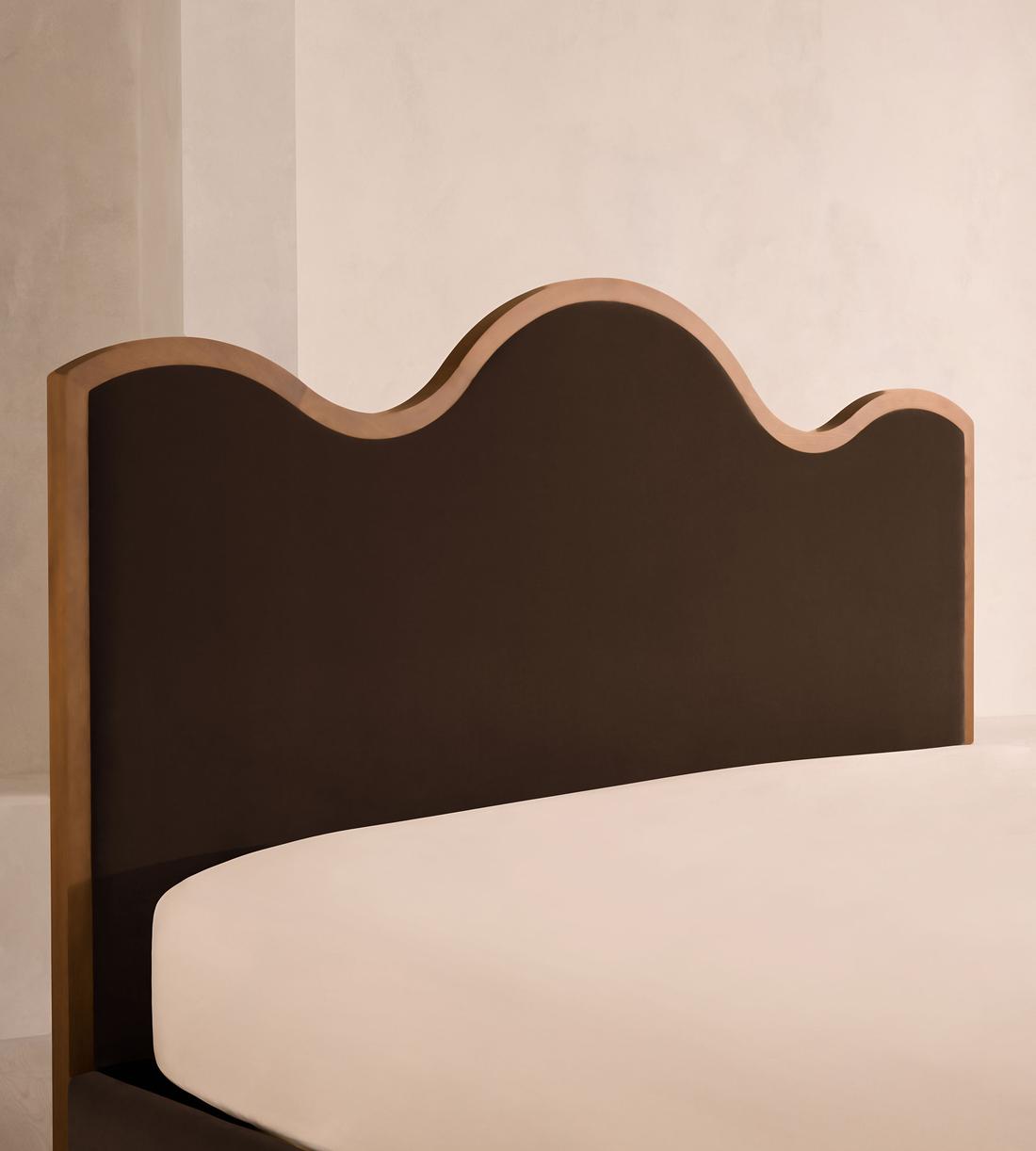 Aubrey Bed - Queen - Velvet - Chocolate - US - Images - Image 3