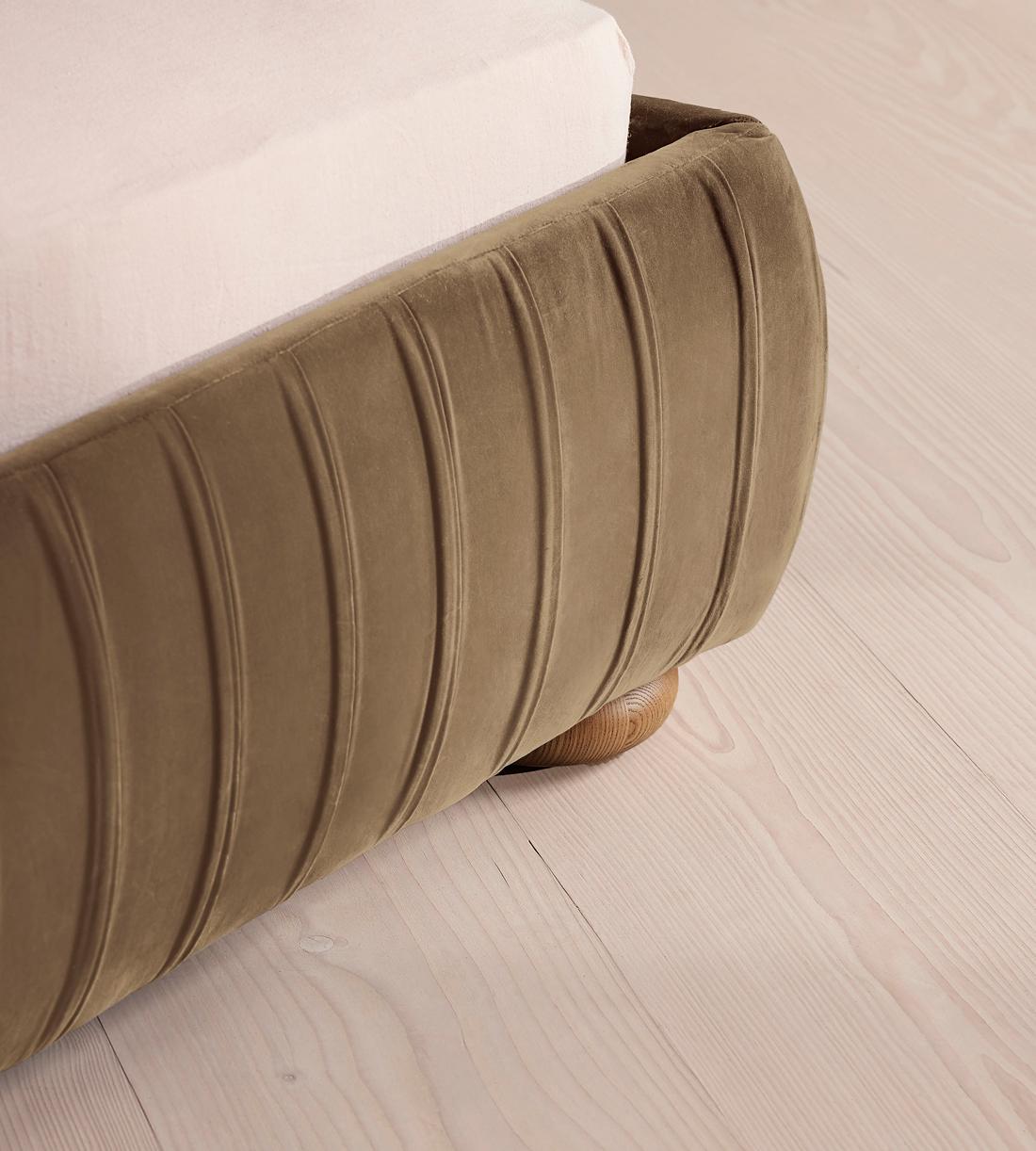 Vivienne Bed - King - Velvet - Truffle - US - Images - Image 4