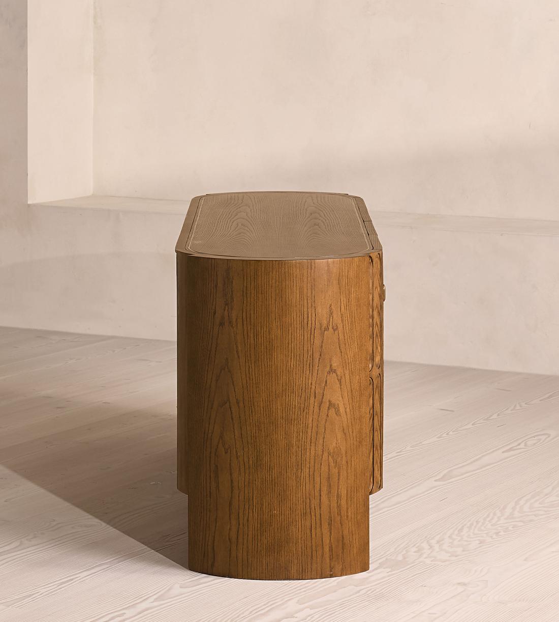 Devon Sideboard - Images - Image 5
