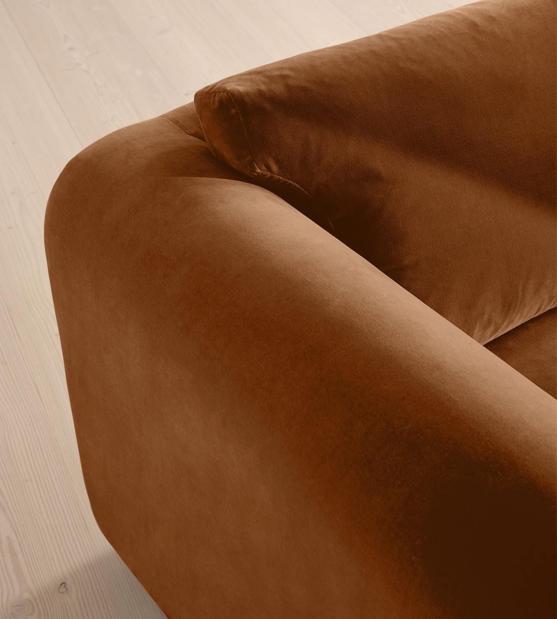 Farrell Three Seater Sofa - Velvet - Cinnamon - UK - Images - Image 6