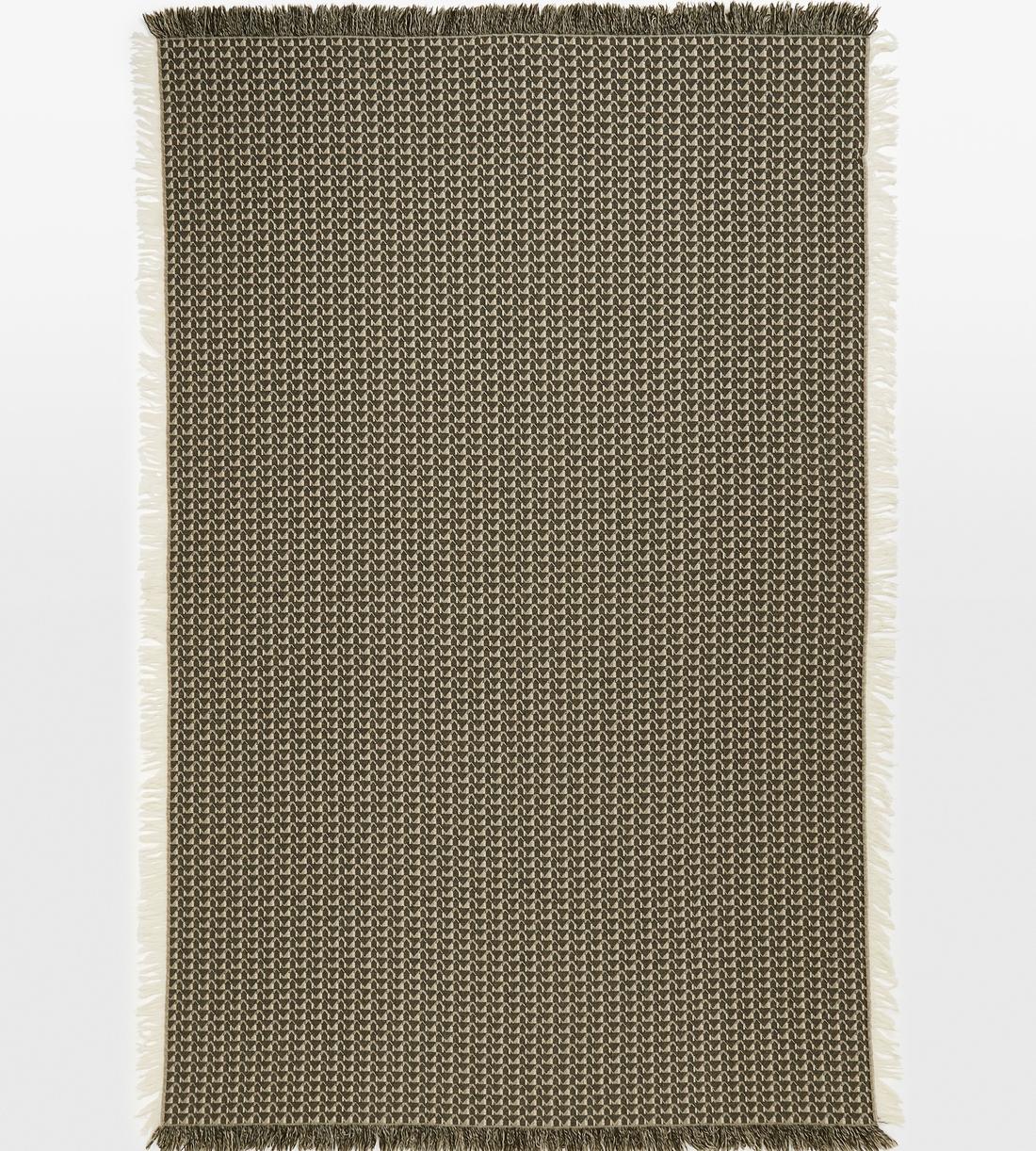 Phoebe Throw - Sage - 140 x 200cm - Images - Image 5