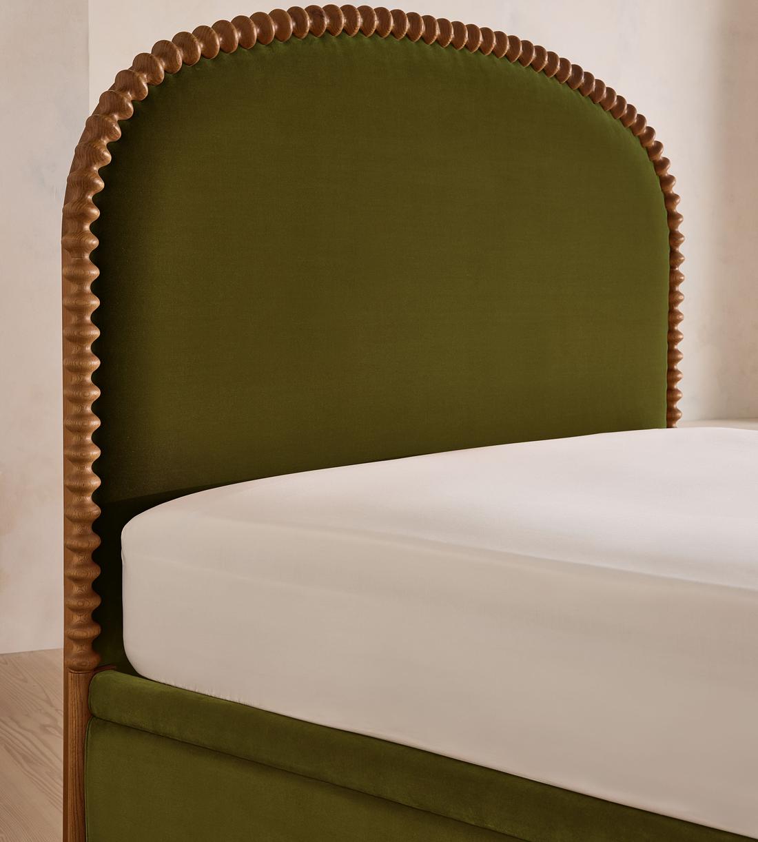 Mika Bed - King - Velvet - Olive - Images - Image 3