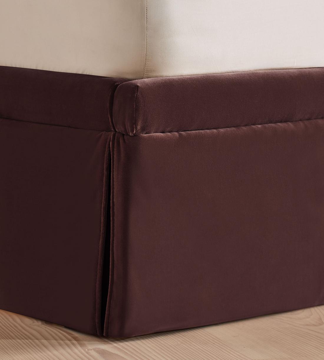 Mika Bed - King - Velvet - Aubergine - US - Images - Image 5