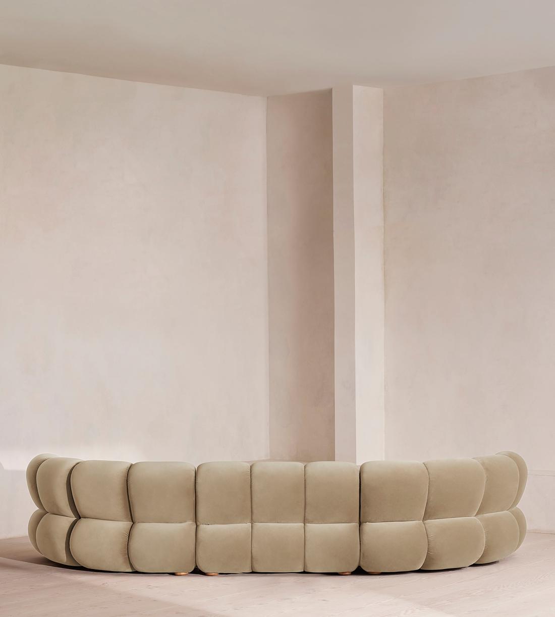 Noelle Sectional Curved Sofa - Six Seater - Velvet - Oyster - US - Images - Image 4