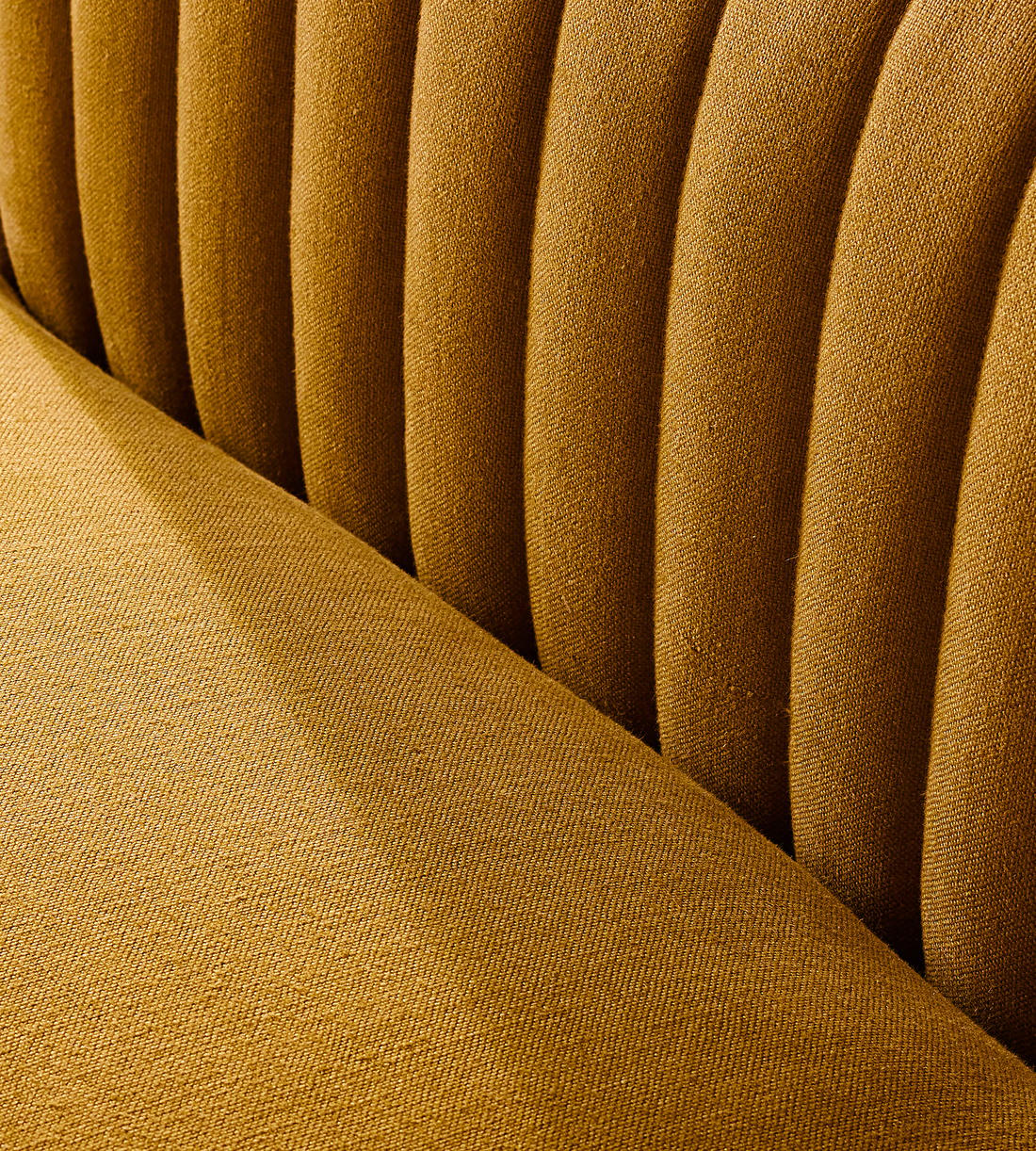 Rava Sectional Sofa - Three Seater - Linen - Turmeric - US - Images - Image 5