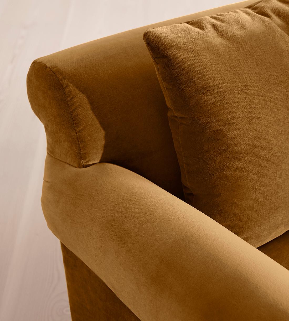 Audrey Two Seater Sofa - Velvet - Mustard - US - Images - Image 5