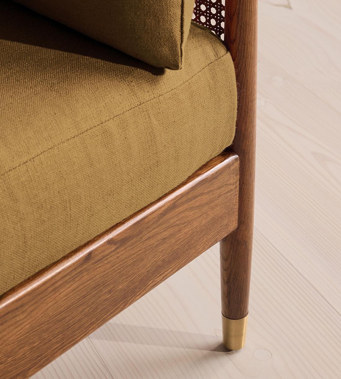 Atlanta Four Seater Sofa - Linen - Ochre - US - Images - Image 5