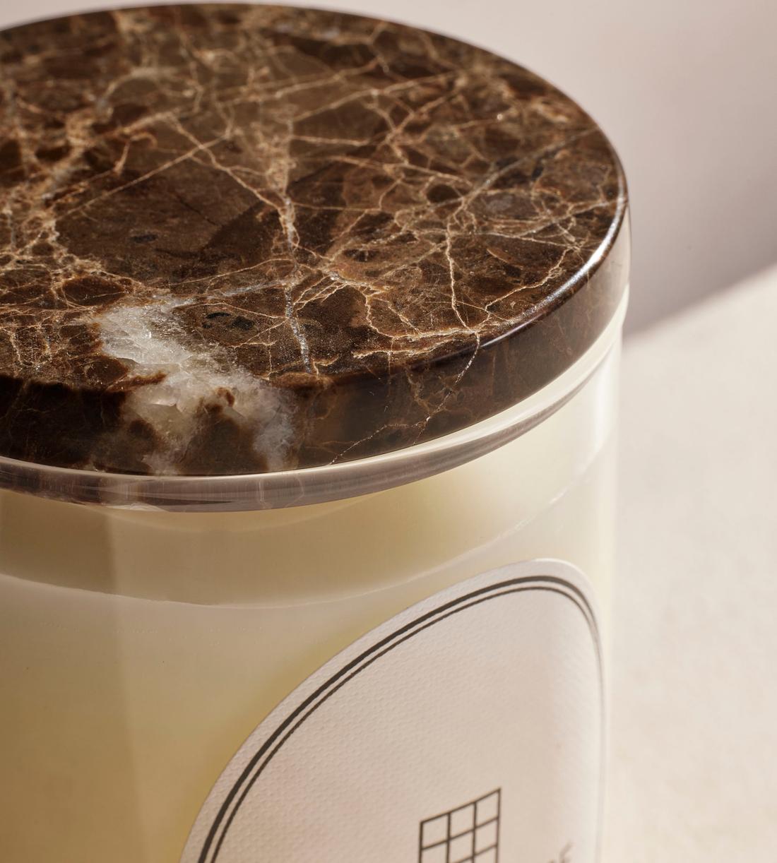 Leather & Oud Candle - Dark Emperador Marble - Refill - 250g - Member Exclusive - Images - Image 3