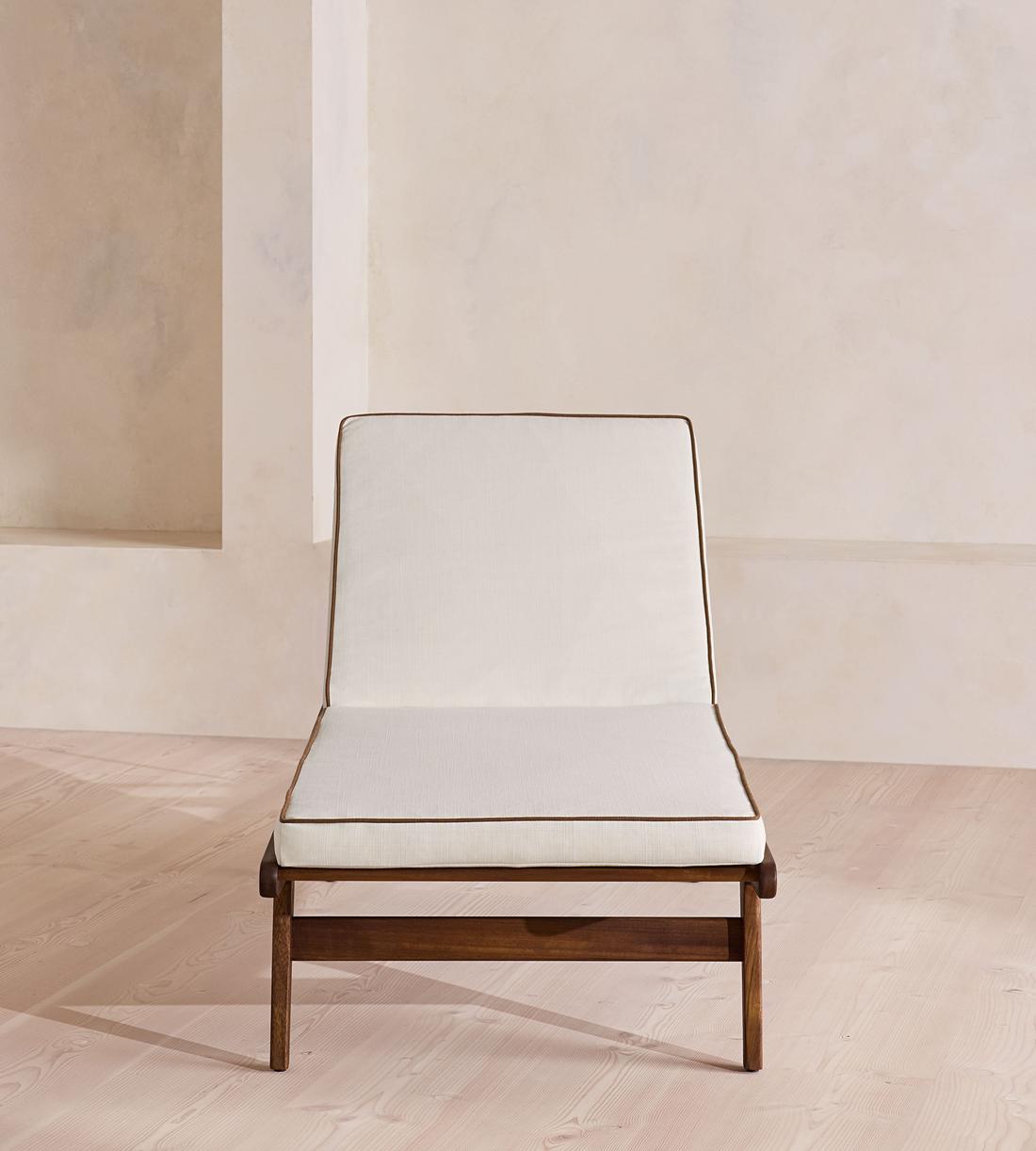 Noah Outdoor Sunlounger - Off White - Images - Image 3