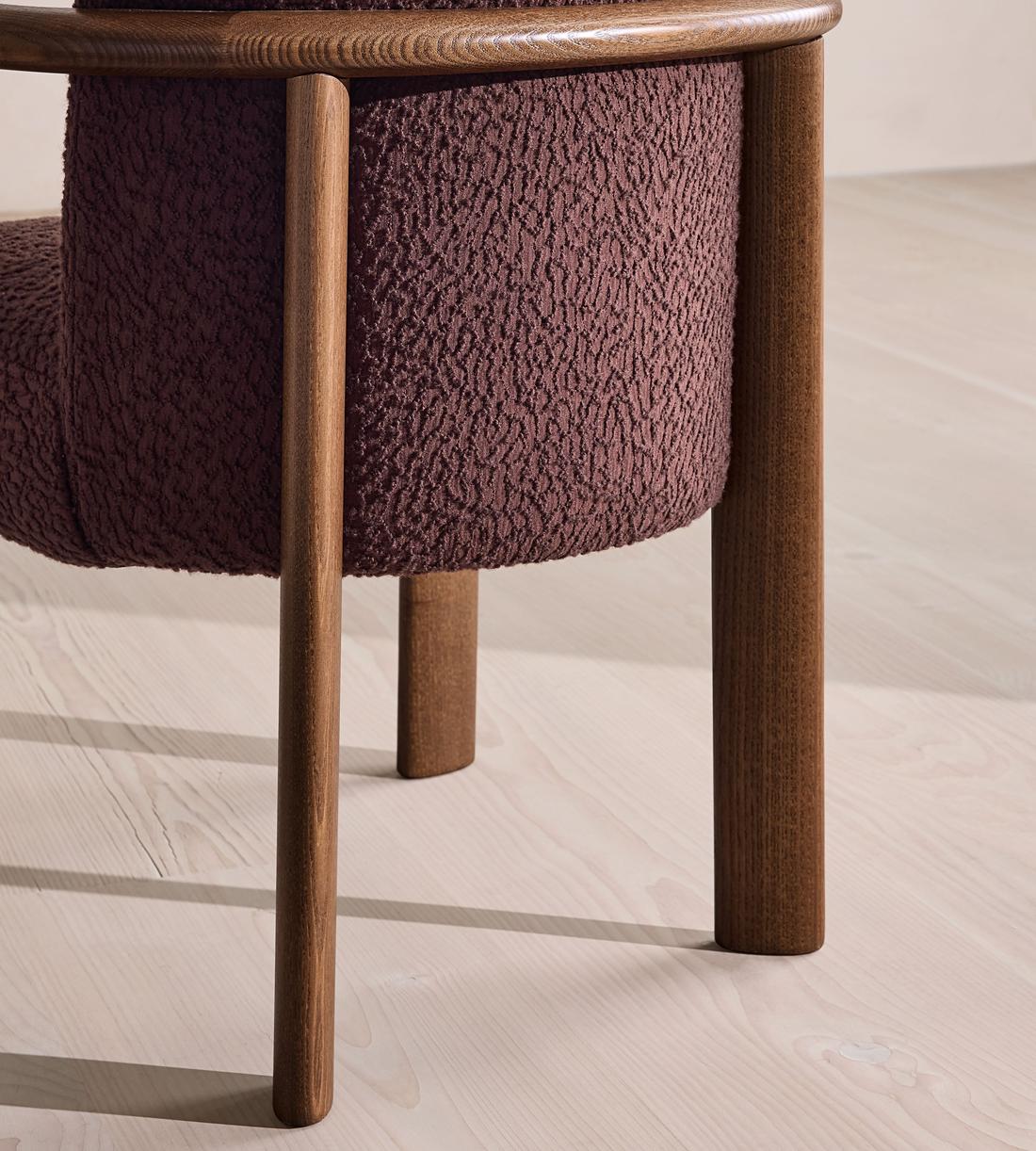 Aria Dining Chair - Boucle Jacquard - Aubergine - US - Images - Image 8