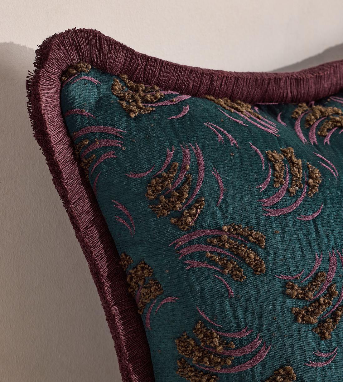 Jago Square Cushion - Images - Image 4