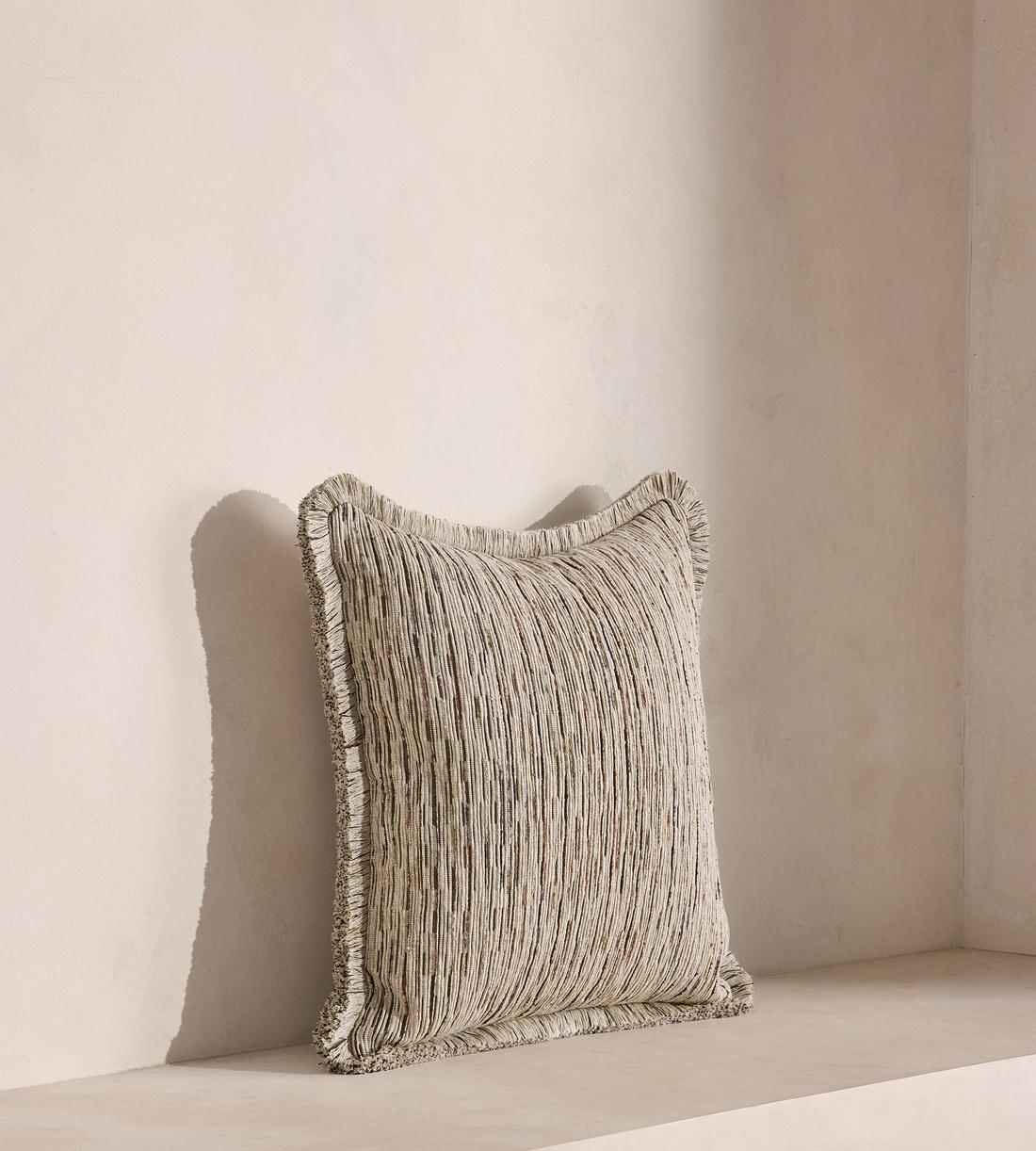 Verona Square Cushion - Listing - Image 2