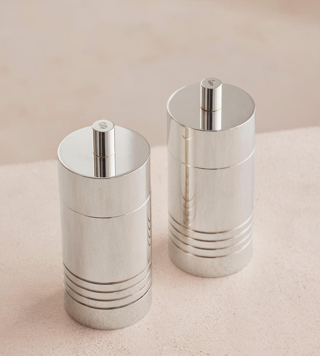 Oliver Salt & Pepper Shakers - Listing - Image 2