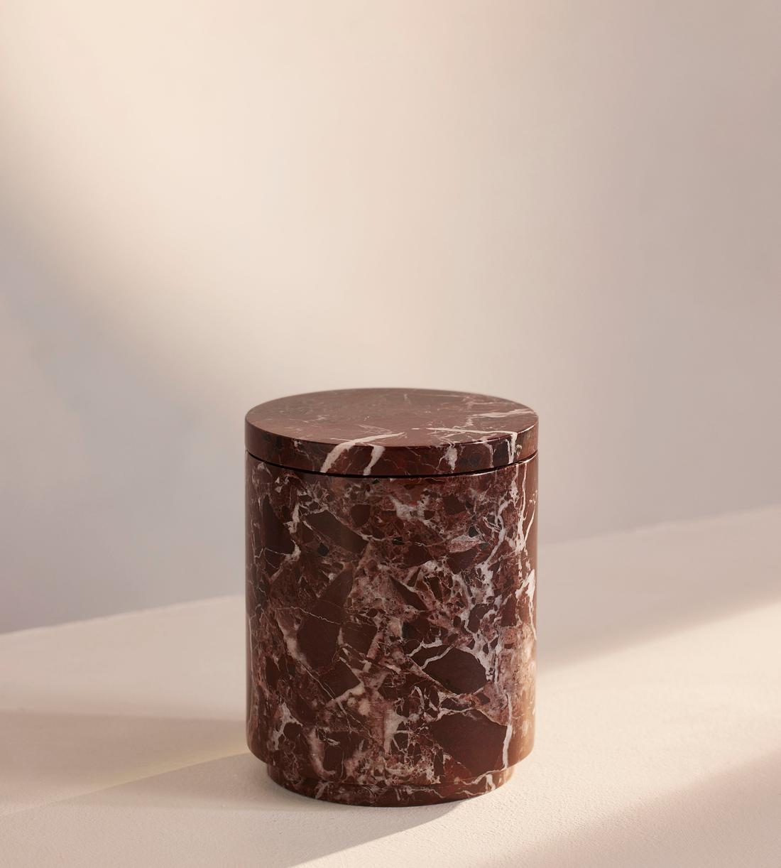 Leather & Oud Candle - Rosso Levanto Marble - 250g - Listing - Image 2