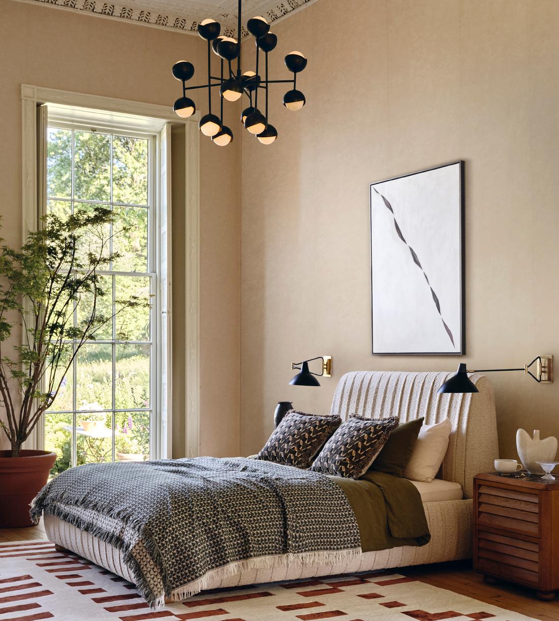 Seed Chandelier - Blackened Brass - Images - Image 9