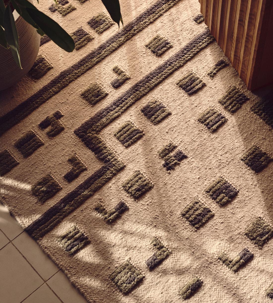 Swanson Rug - 270 x 360cm - Lifestyle - Image 1