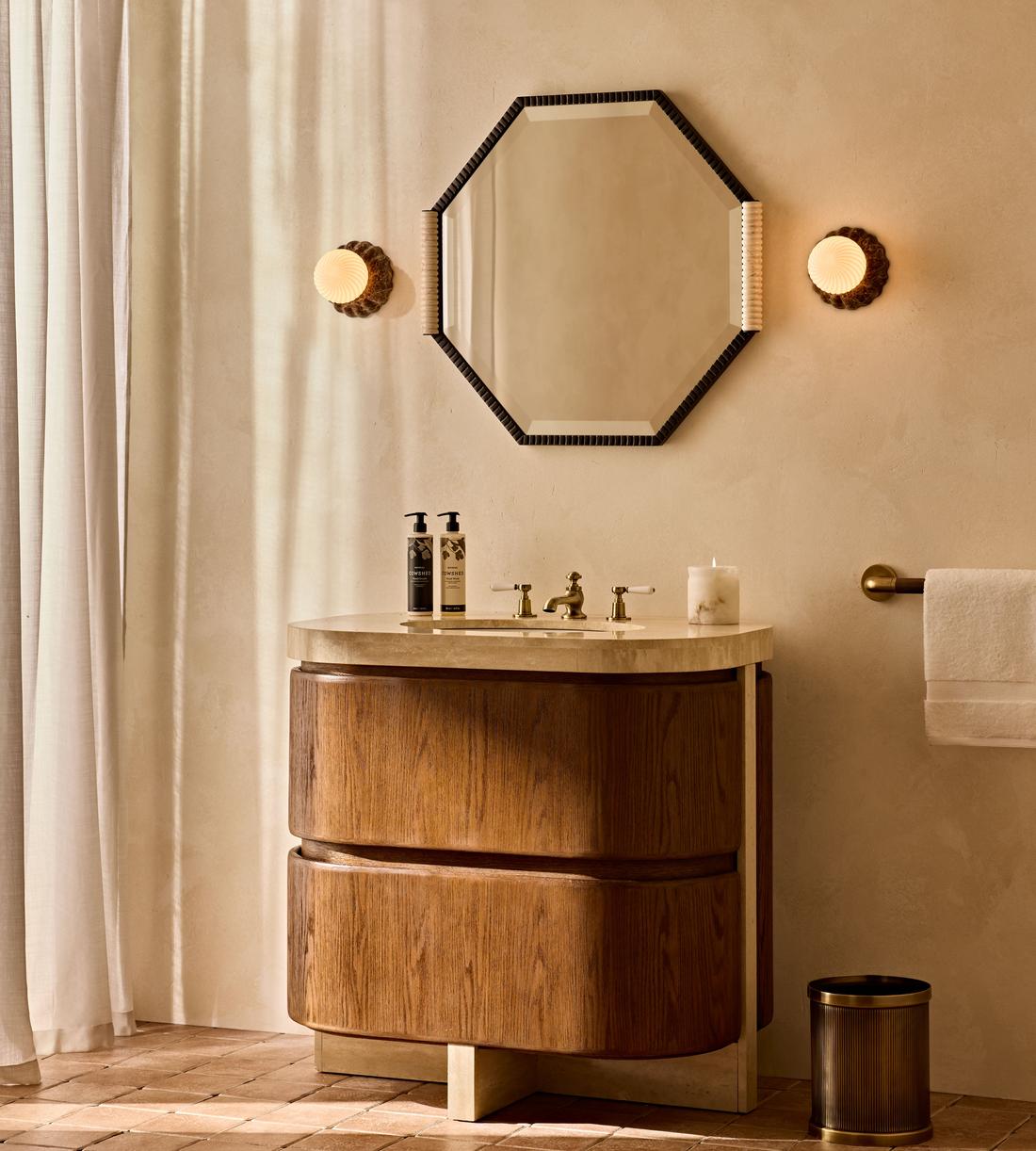 Floria Wall Light - Dark Emperador Marble - IP44 - US - Lifestyle - Image 3