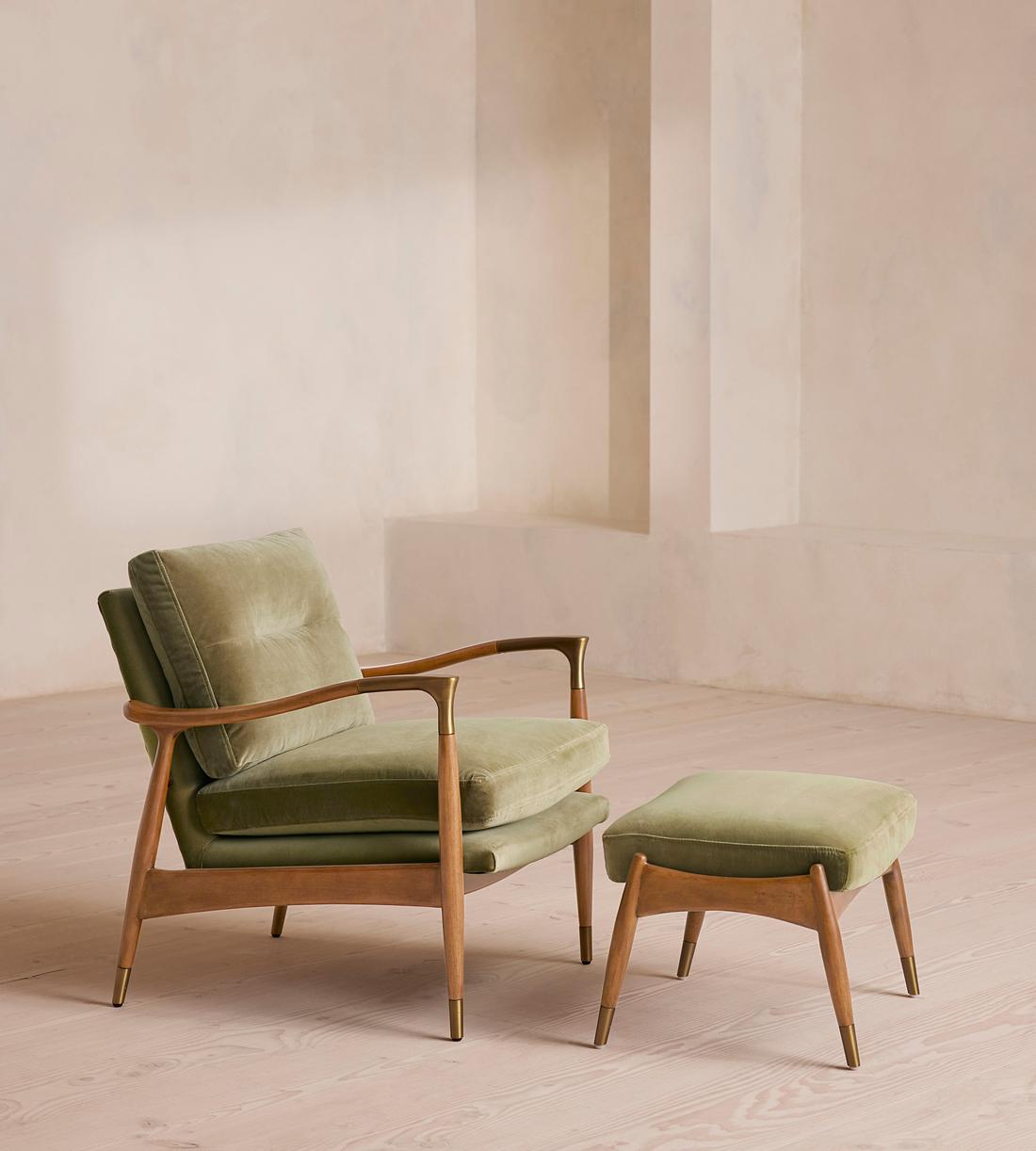 Theodore Oak Armchair - Velvet Lichen - US - Images - Image 4