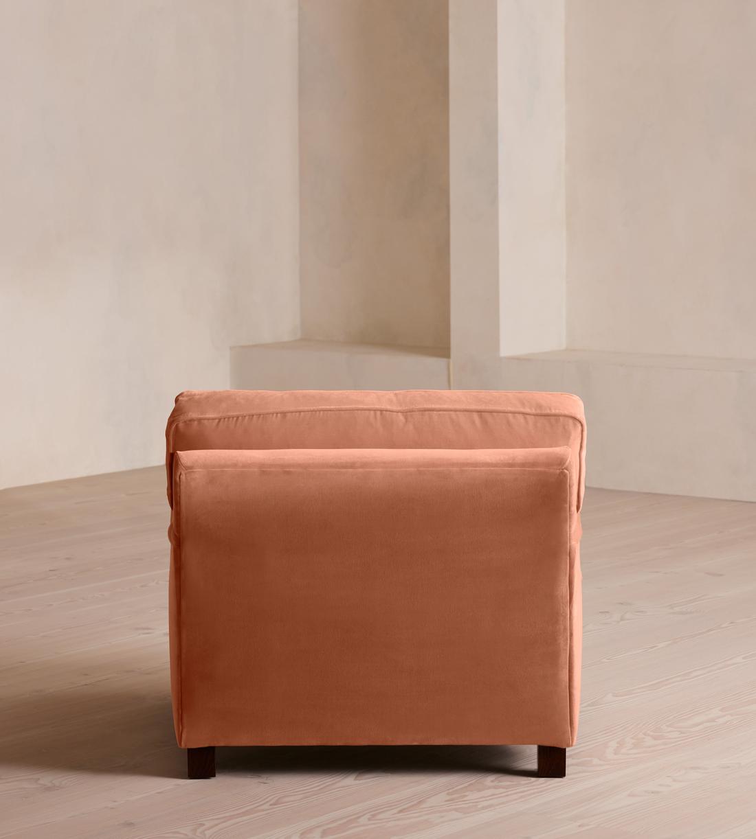 Arundel Loveseat - Velvet - Antique Rose - Images - Image 4