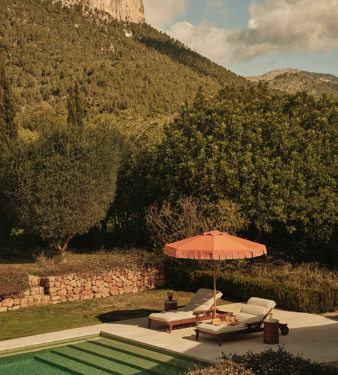Ardingly Outdoor Chaise Lounger - Babington House Stripe - Images - Image 9