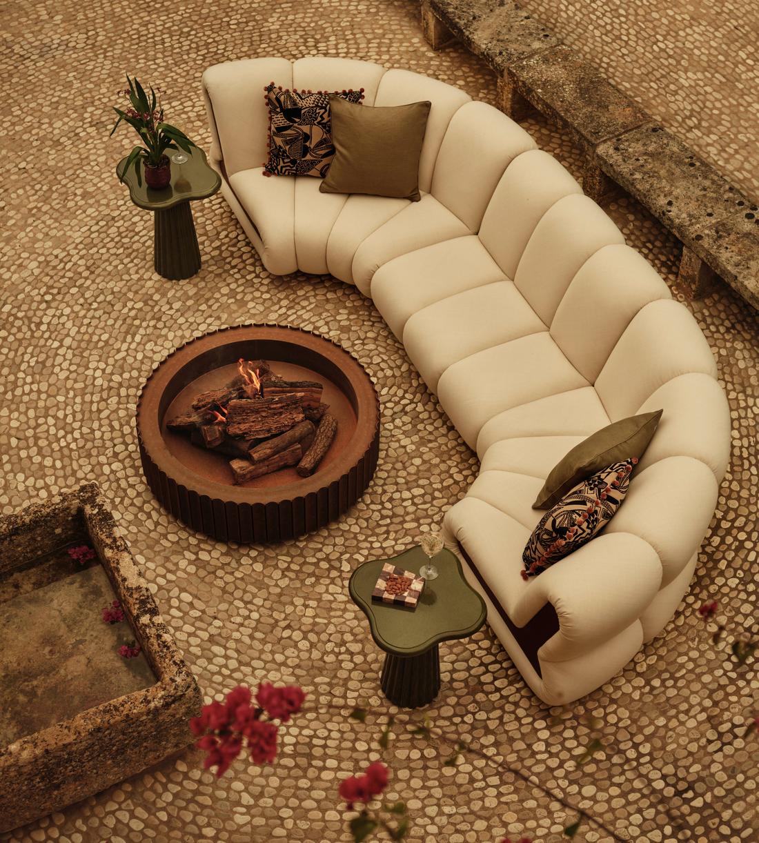 Noelle Outdoor Modular Curved Sofa - Six Seater - Linen - Off White - US - Lifestyle - Image 1