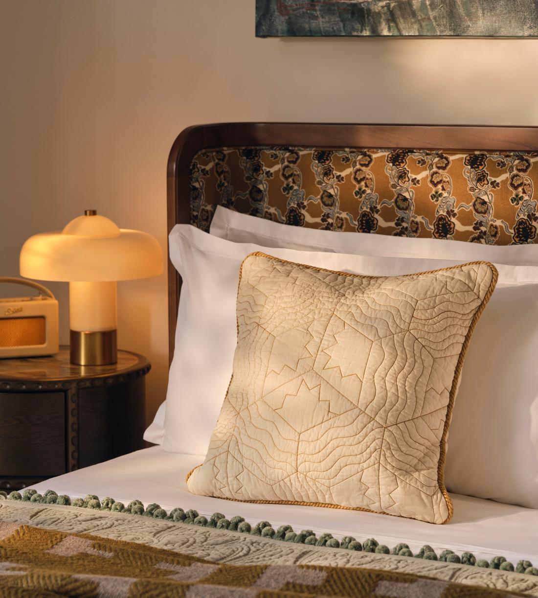 Belsa Bed - King - Echo Jacquard - UK - Images - Image 7