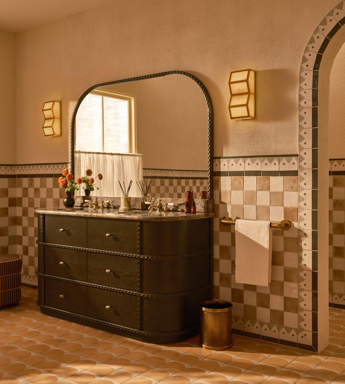 Sebastien Wall Light - US - Lifestyle - Image 2
