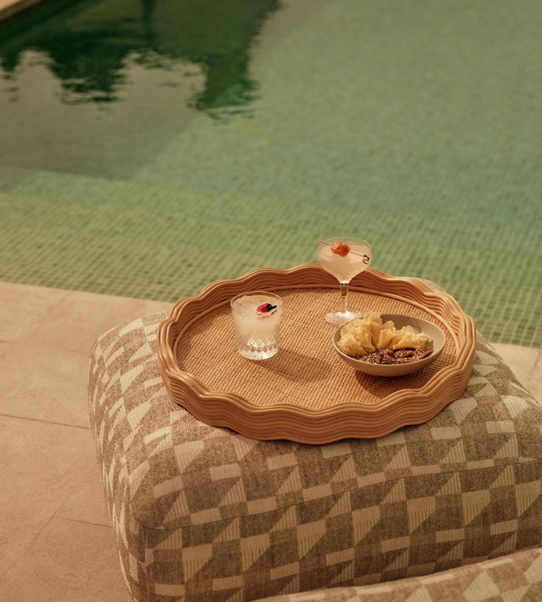 Pangbourne Rattan Tray - Round - Lifestyle - Image 1