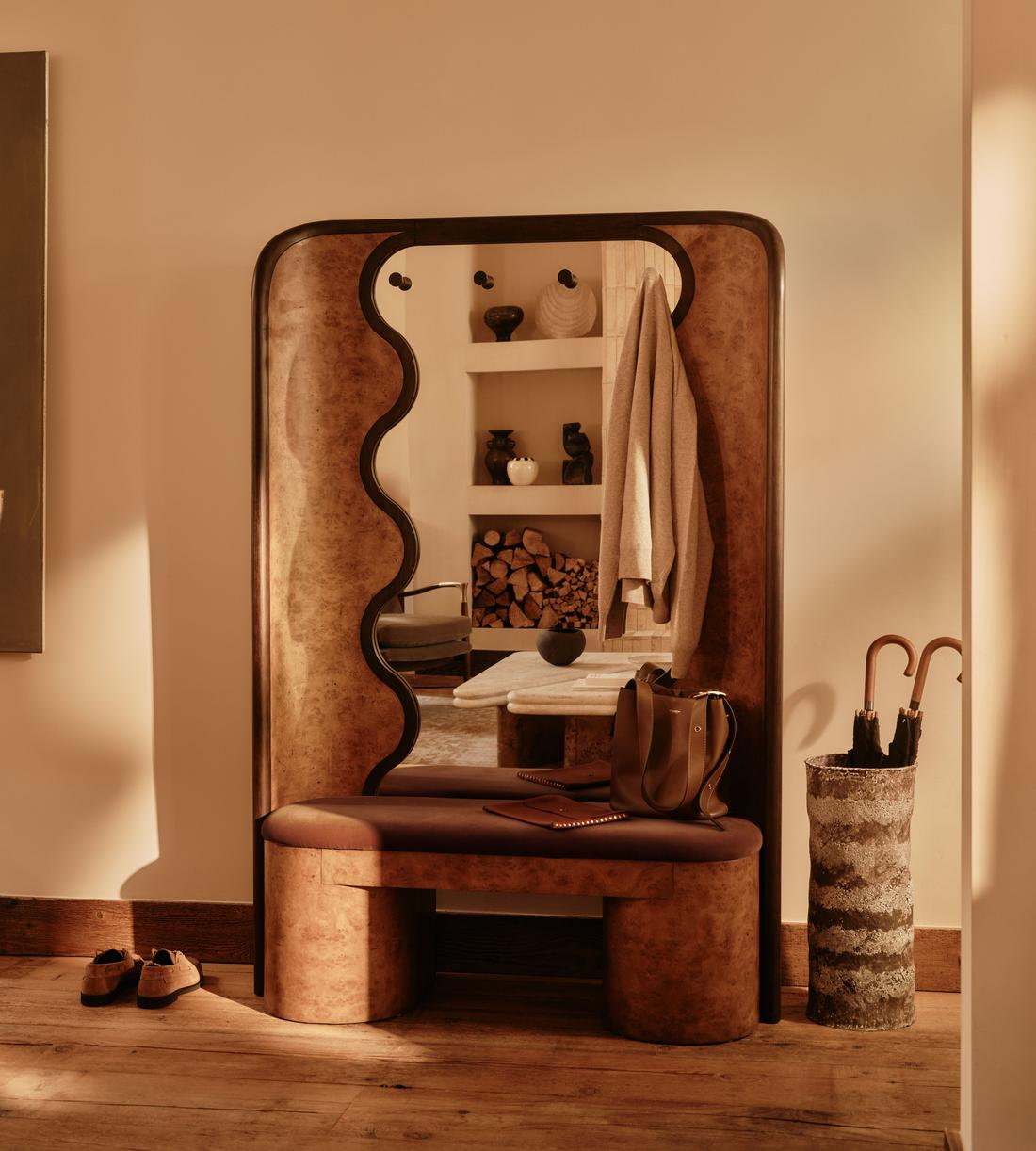 Gisele Entryway Unit - US - Lifestyle - Image 1