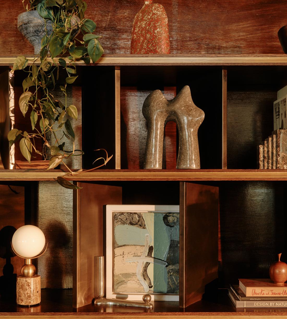 Anderson Décor Arch - Grey Marble - Lifestyle - Image 1
