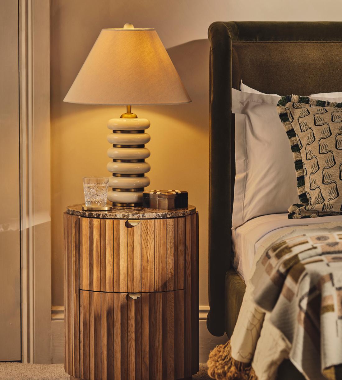 Greyson Table Lamp - High Gloss Lacquer - Cream - US - Lifestyle - Image 1