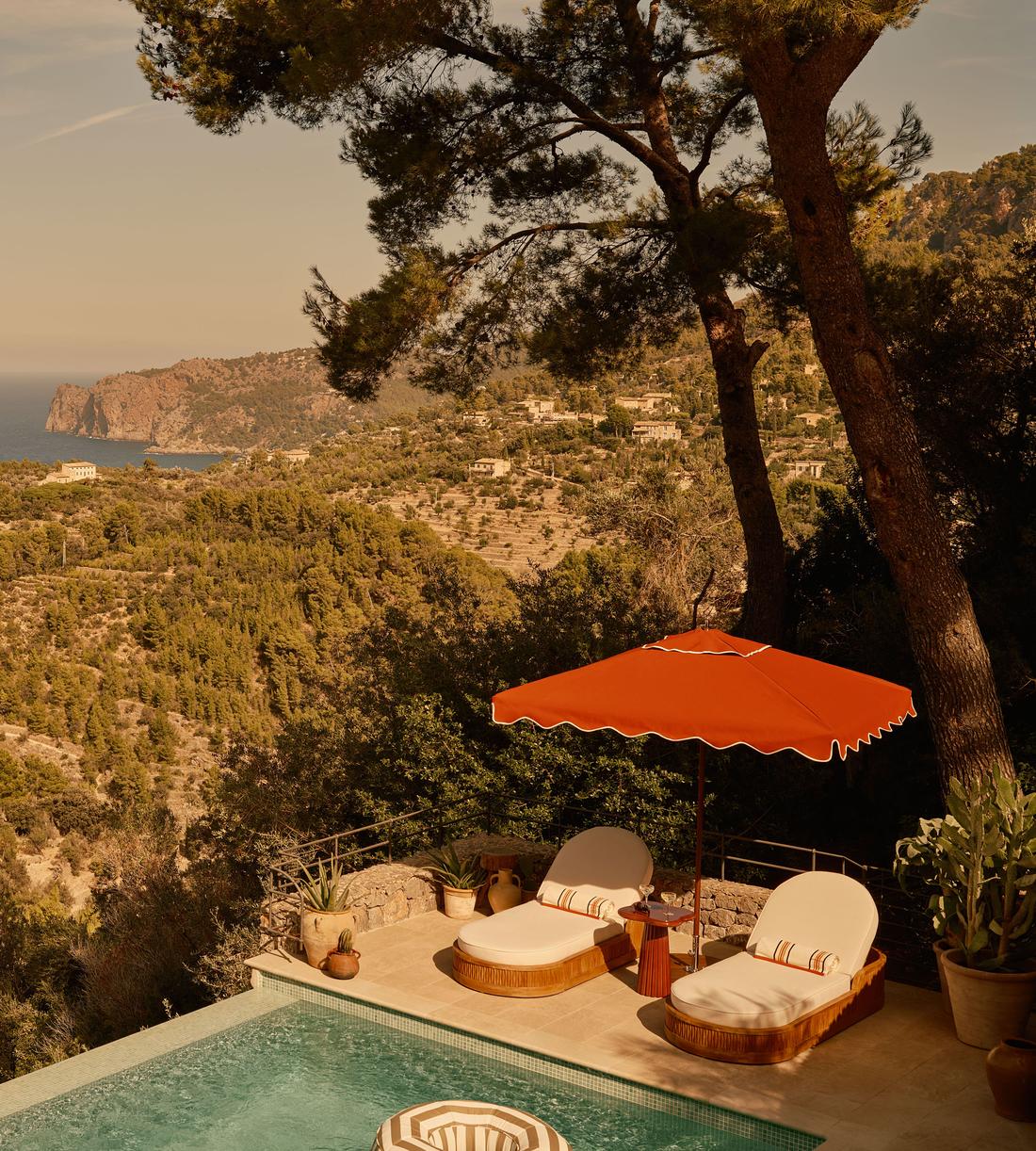 Orion Outdoor Chaise Lounger - Off White - Lifestyle - Image 2
