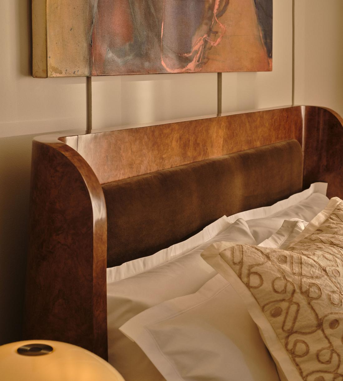 Heidi Bed - Queen - Velvet - Chocolate - US - Lifestyle - Image 2
