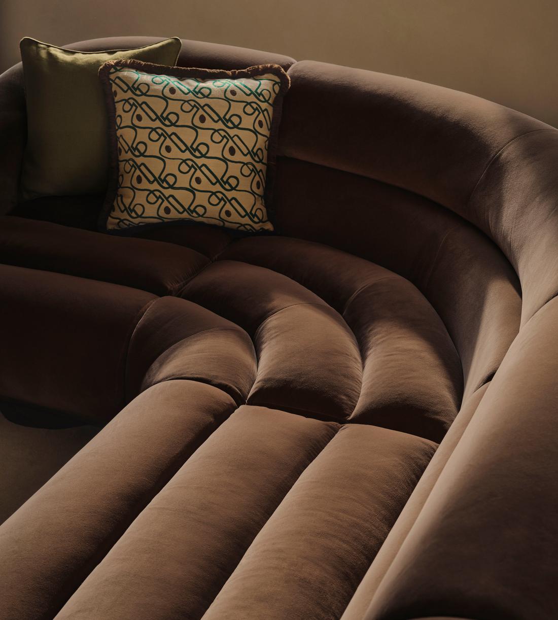 Edison Sectional Sofa - Corner Sofa - Velvet - Chocolate US - Lifestyle - Image 4