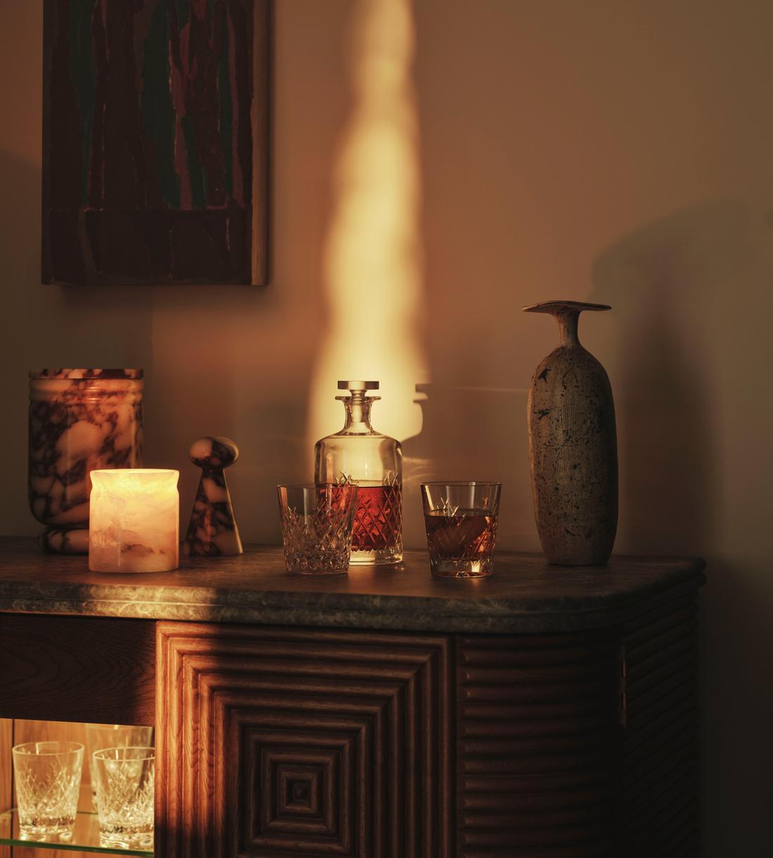Bergamot & Mandarin Zest Candle - Alabaster - 250g - Lifestyle - Image 2
