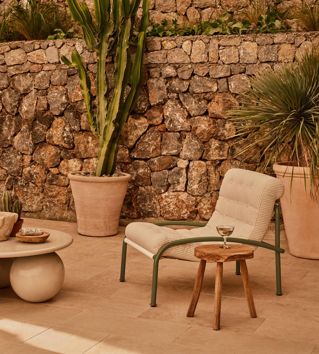 Solano Outdoor Armchair - Stripe - US - Lifestyle - Image 3