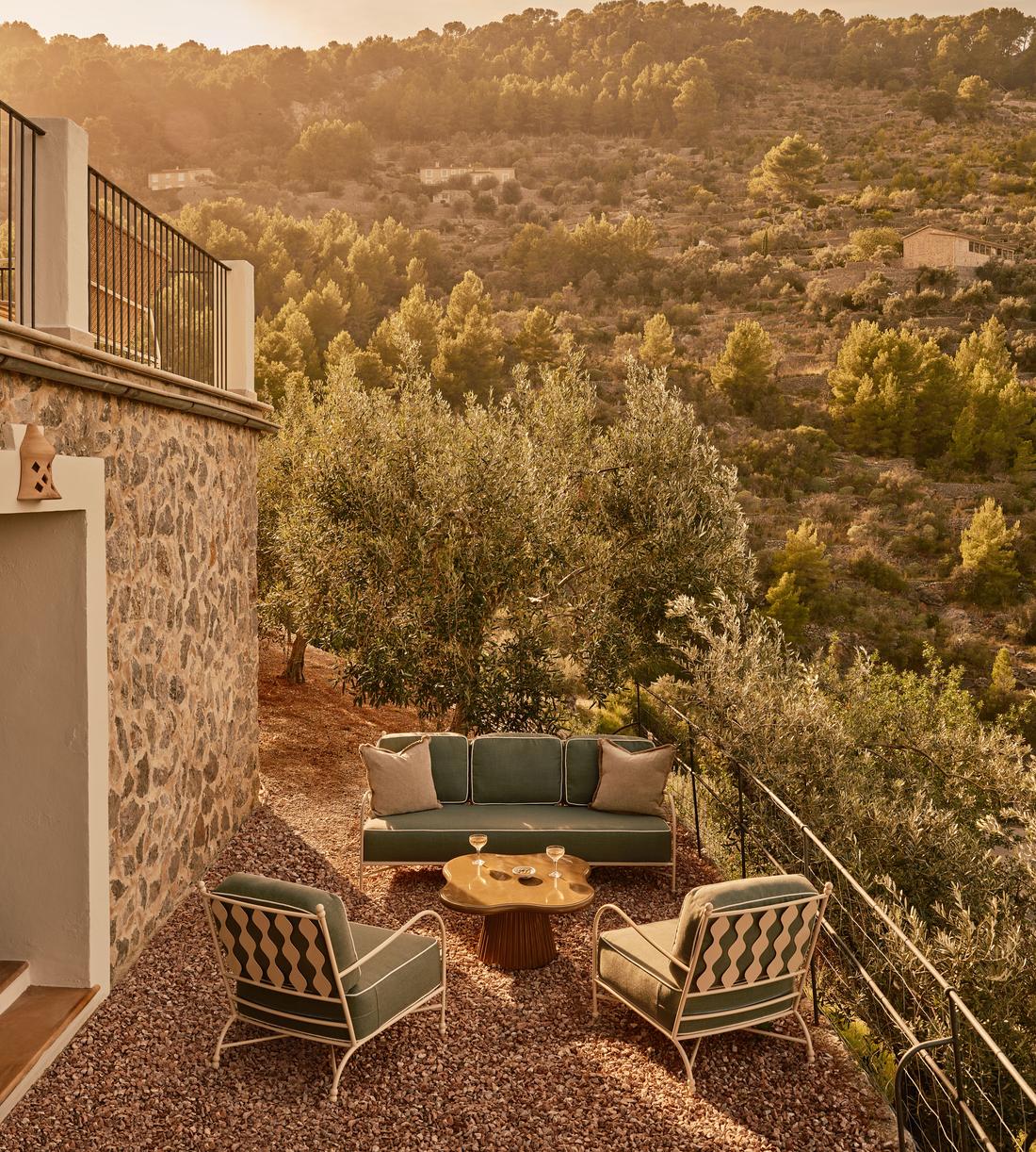 Fawn Outdoor Armchair - Sage - US - Lifestyle - Image 1