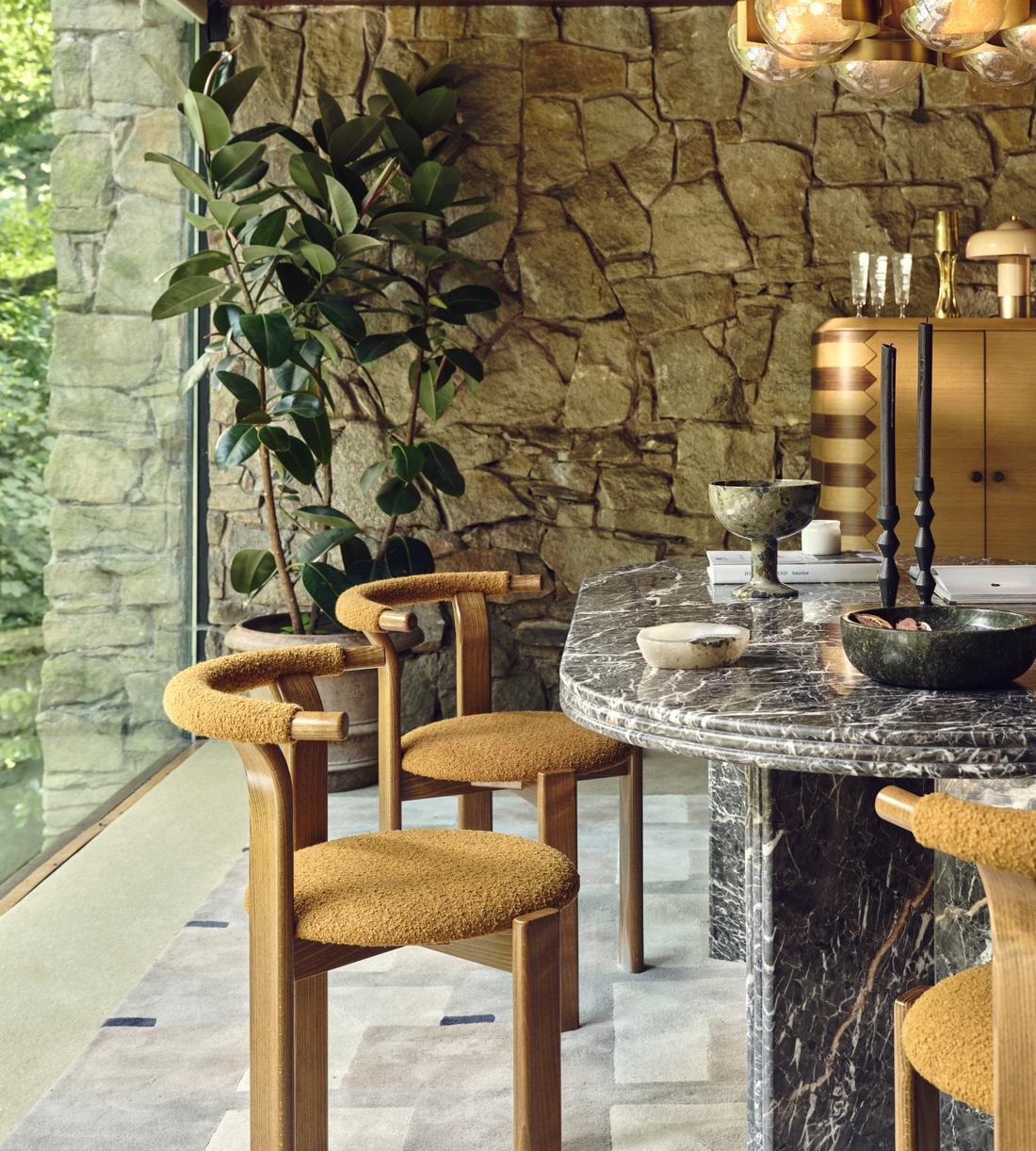 Rosaline Dining Table - Griseo Rosa Marble - Lifestyle - Image 3