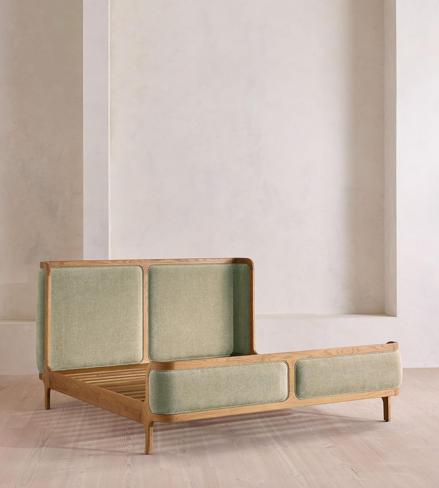 Belsa Bed, Light Wood, King, Linen Chenille, Sage, US